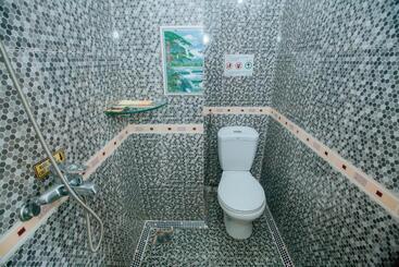 住宿加早餐 Nhà Nghỉ Kim Lài đối Diện Bệnh Viện Tỉnh Gia Lai 132 Tôn Thất Tùng