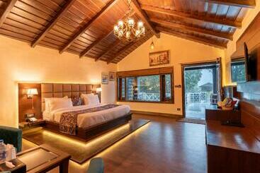 בית מלון כפרי The Mirchoni Resorts Nainital