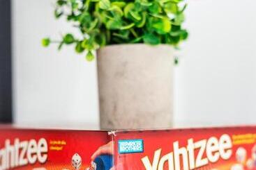 فندق صغير Le 900 Tremblant Inn Cafe And Bistro