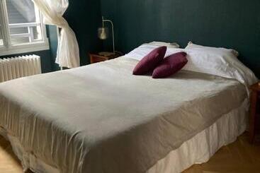 تختخواب و صبحانه Clos Terre Lune