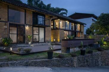 تختخواب و صبحانه Yangshuo Hillside Homestay