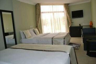 Panone Hotel Chekereni