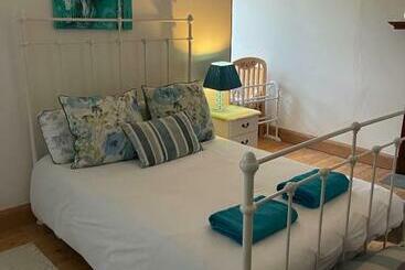 بنسيون Borders Rooms