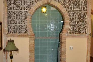 관광객 아파트 Apartamentos Turisticos Doña Maria La Brava