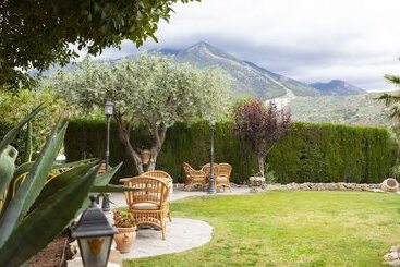 بيت ريفى Cortijo De Salia