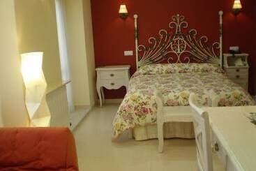 בית מלון כפרי Rural La Consulta De Isar