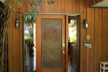 פנסיון Five Elements Lodge B&b With Outdoor Spa
