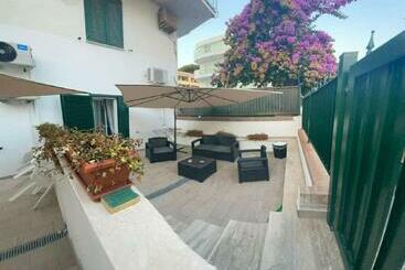 Riviera Albachiara Anzio B&b