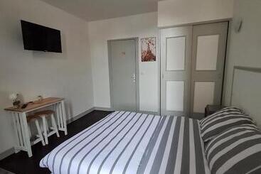 בית מלון כפרי Le Commerce