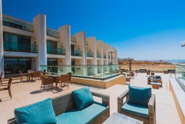 هتل Les Sables D Or