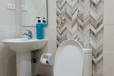 호스텔 Acrige Apartelle 2pax Twin @ Heart Of Bogo City