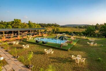 Отель Resorte Ferro