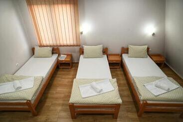 펜션 Prenoćište I Restoran Ihthis