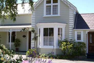 هتل Cambria House