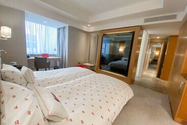 هتل Conrad London St. James