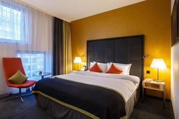 ホテル Crowne Plaza St. Petersburg Airport, An Ihg