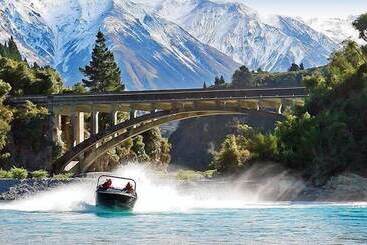 בית מלון כפרי Fable Terrace Downs Resort By Mgallery