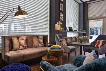 ホテル Renaissance Zurich Tower