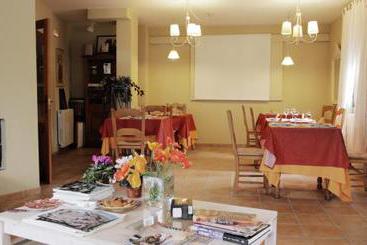 Hotel Rural Laureana Marcos