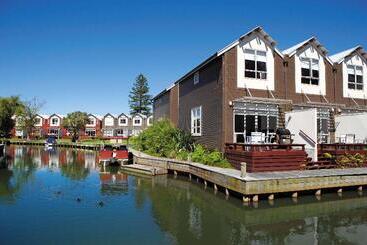 דירה Ramada Resort By Wyndham Rotorua Marama