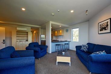 Kaikoura Luxury Apartments   Formerly Waves Luxury Apartments
