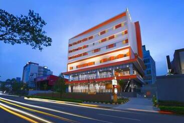 Starlet Hotel Bsd City