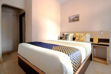 هاستل Spot On 2647 Anissa Guest House