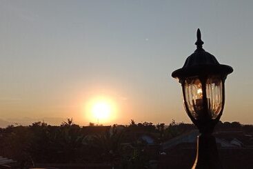 הוסטל Cheap Inn Banyuwangi