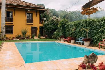 בית מלון כפרי Maria Barbosa Tiradentes Pousada E Spa