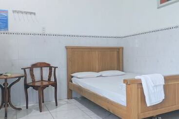 پانسیون Truc Lam By Oyo Rooms