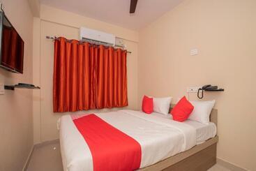 Hotel Mohan Residency