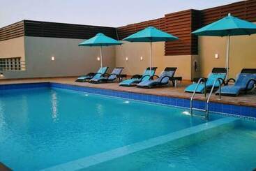 هتل آپارتمان Tripper Inn