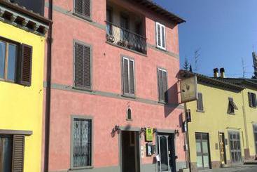 تختخواب و صبحانه San Gallo Guesthouse