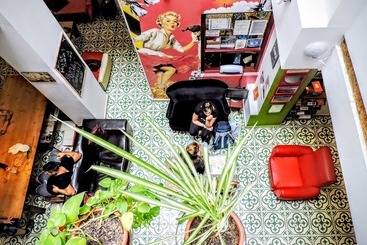 Home Youth Hostel By Feetup Hostels