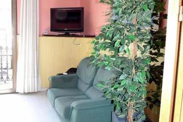 Hostal Nuevo Colon