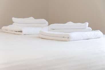 בית מלון כפרי Atlas Village Brielle