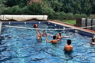 فندق ريفى Mas Pelegri