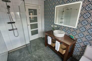 Olive Tree Bed And Breakfast