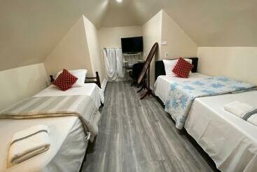 Пансион A Nice Room In Queens