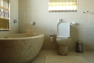 פנסיון Honolulu Lifestyle Guest Lodge