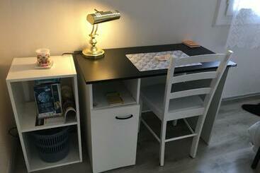 مبيت وإفطار « chez Annie »