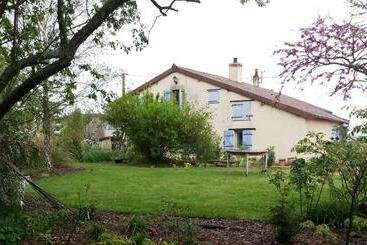 Bed and Breakfast Gite Du Jardin Du Bout Du Ciel