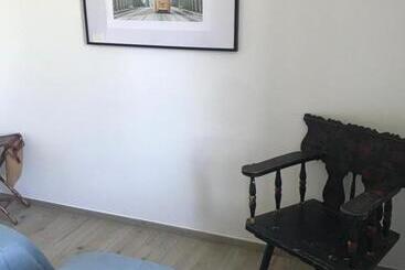 مبيت وإفطار L Ostalada