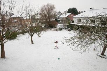 צימר Wellintown Guest House