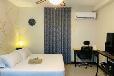 هتل آپارتمان Quayside Condo Near Airport