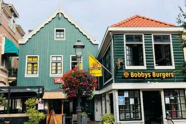 Room Mate Hostel Amsterdam Zaandam