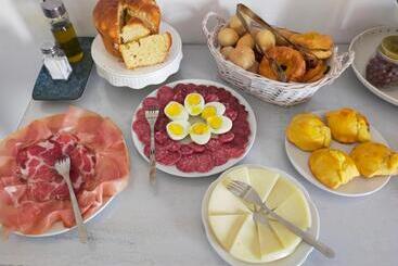 住宿加早餐  Bnb La Casina Dei Nonni