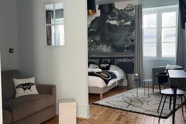 住宿加早餐 Domaine Clairfontaine Noyarey Suites Junior