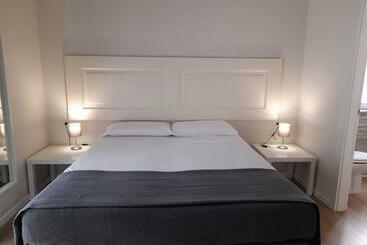 بنسيون Affittacamere The Door In The Room And Parking Space