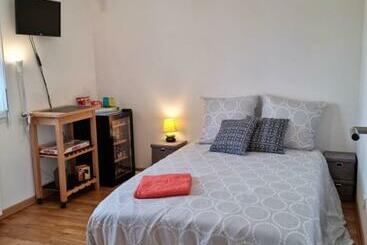 膳宿费 Chambre D Hôte Lempautoise à Côté Domaine D En Flore Et Château De La Rode